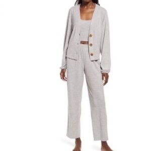 Open Edit Grey Three-Piece Lounge Set XS